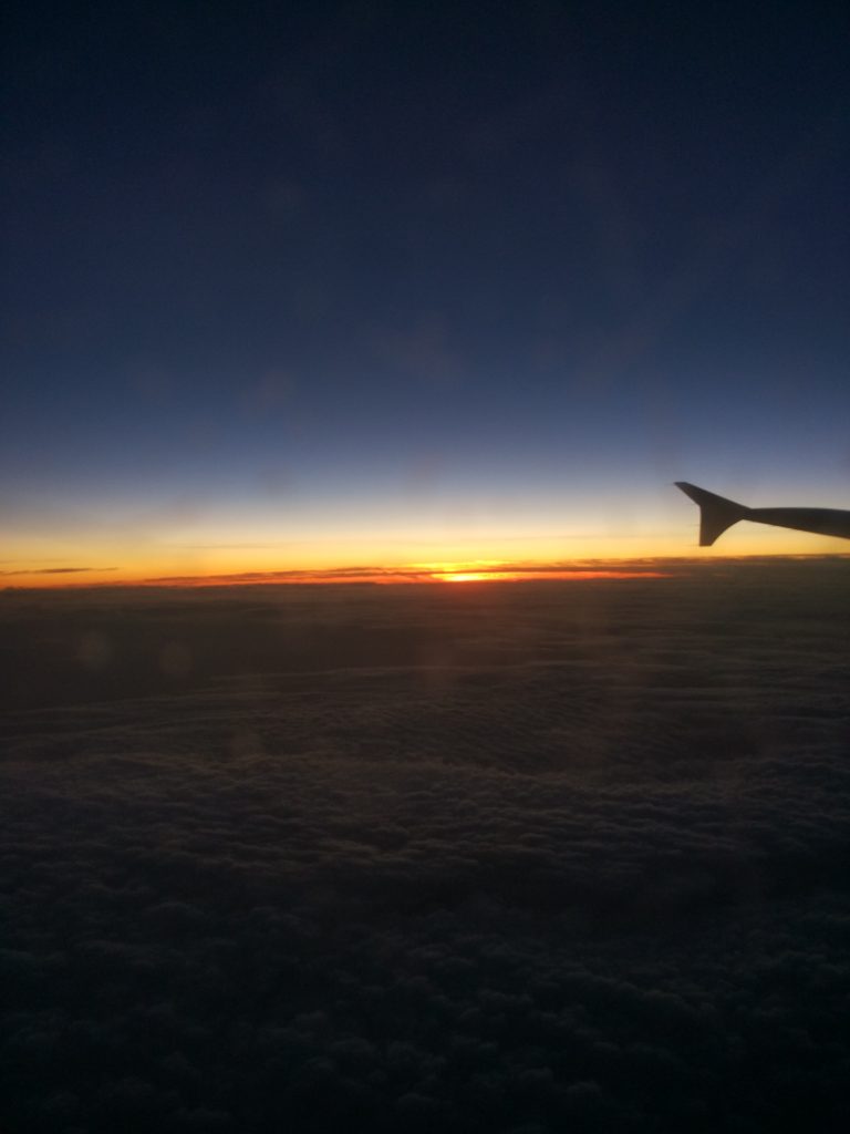 Soleil couchant depuis l'avion